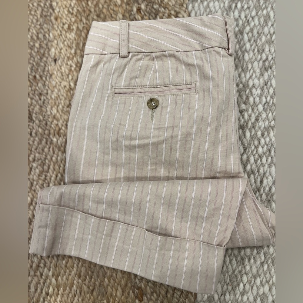Y2K Old Navy Beige & Pink Pinstriped Shorts Women’s